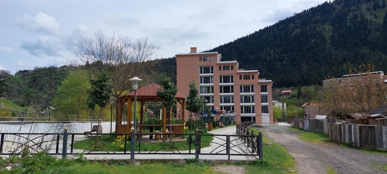New Apartments In Боржоми Экстерьер фото
